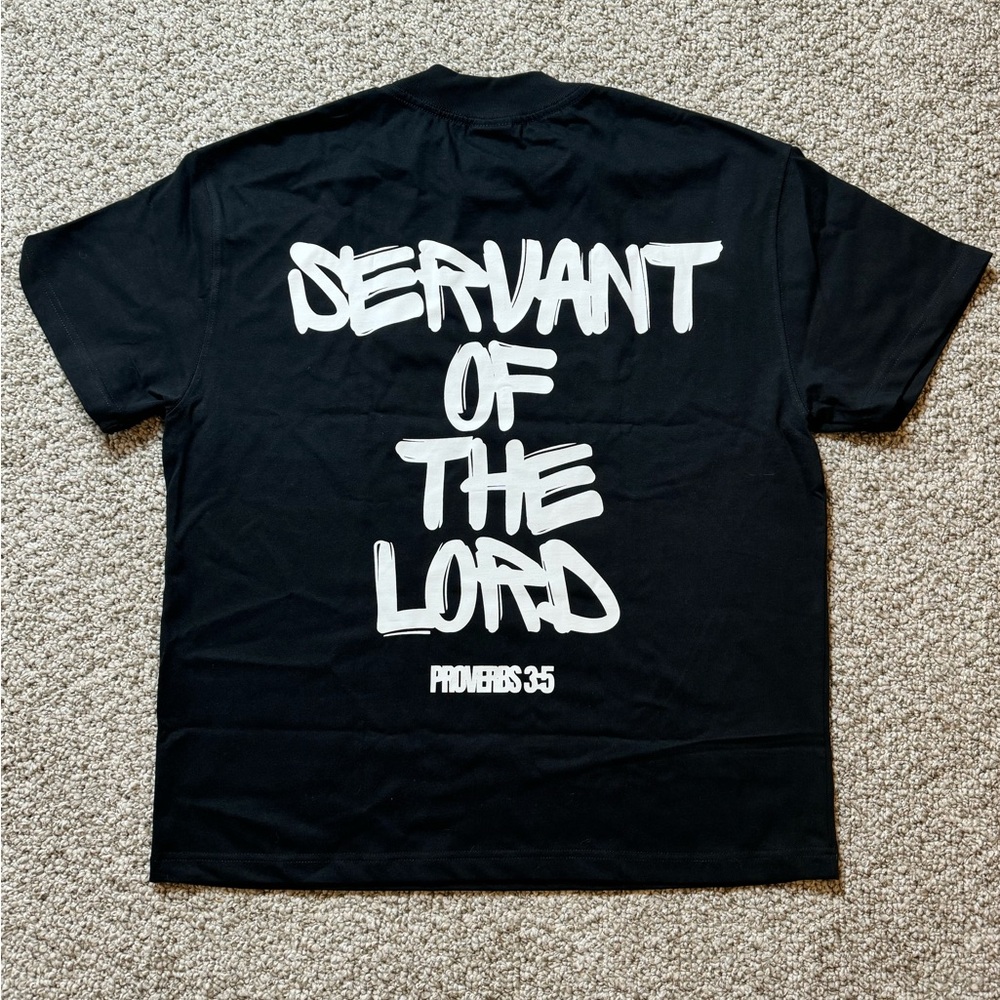 Servant of the Lord Graphic Shirt Oversized Medium